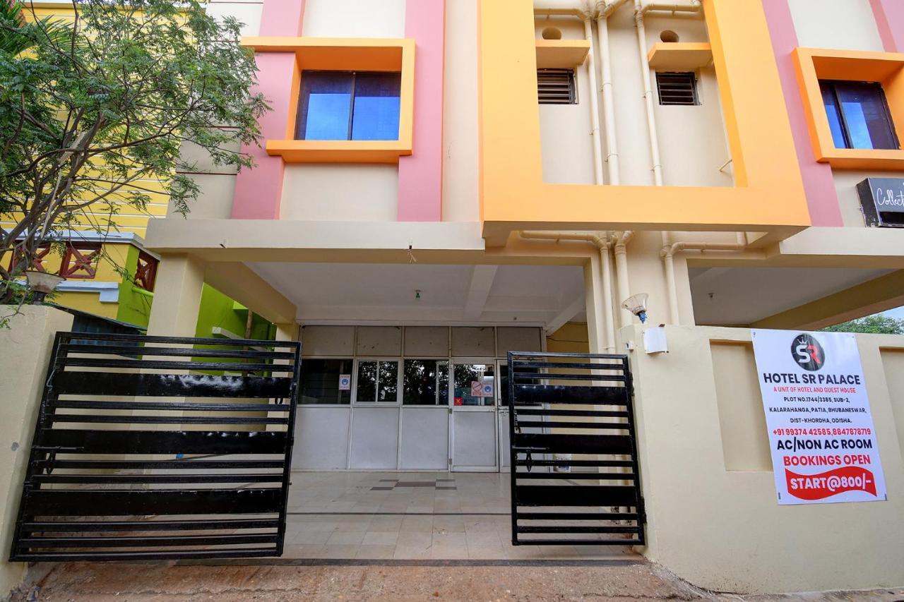 Hotel Fabexpress Sr Bārang Exterior foto